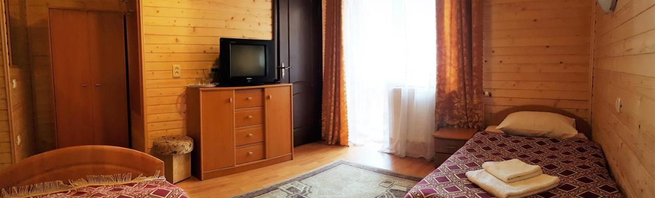 Karpatski Zori Hotel บูโคเวล ภายนอก รูปภาพ