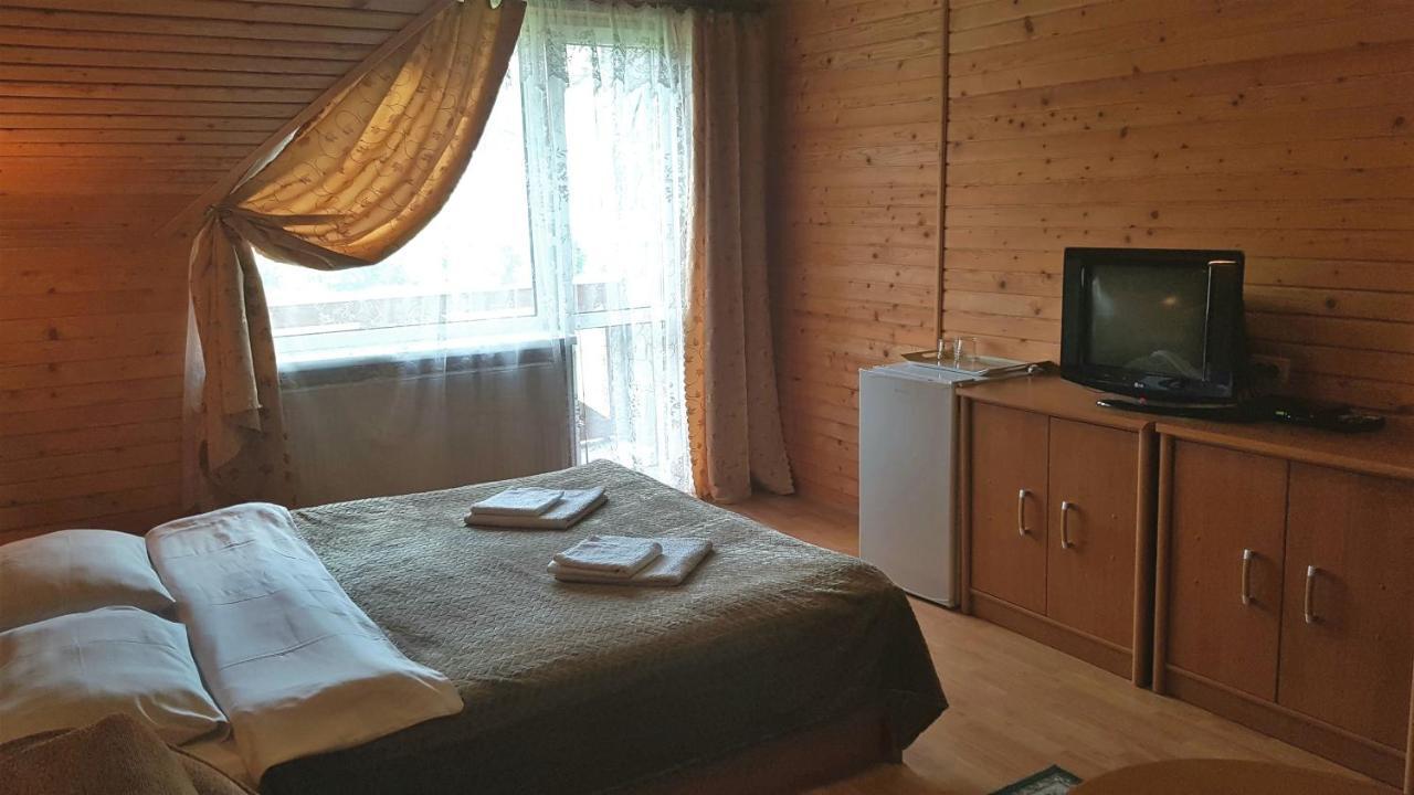 Karpatski Zori Hotel บูโคเวล ภายนอก รูปภาพ