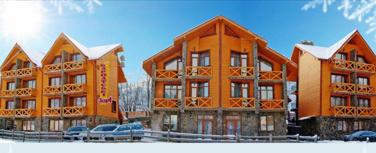 Karpatski Zori Hotel บูโคเวล ภายนอก รูปภาพ
