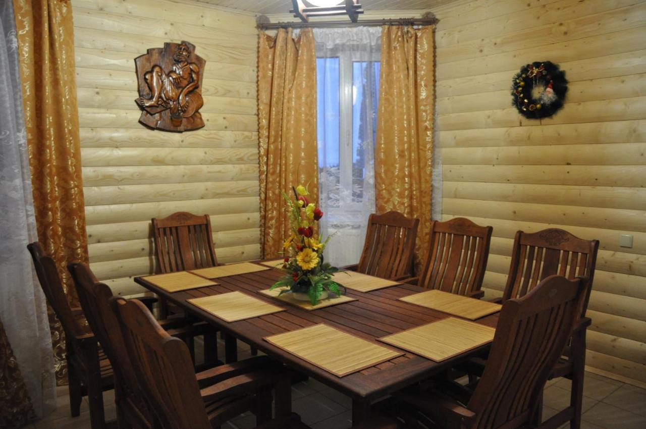 Karpatski Zori Hotel บูโคเวล ภายนอก รูปภาพ