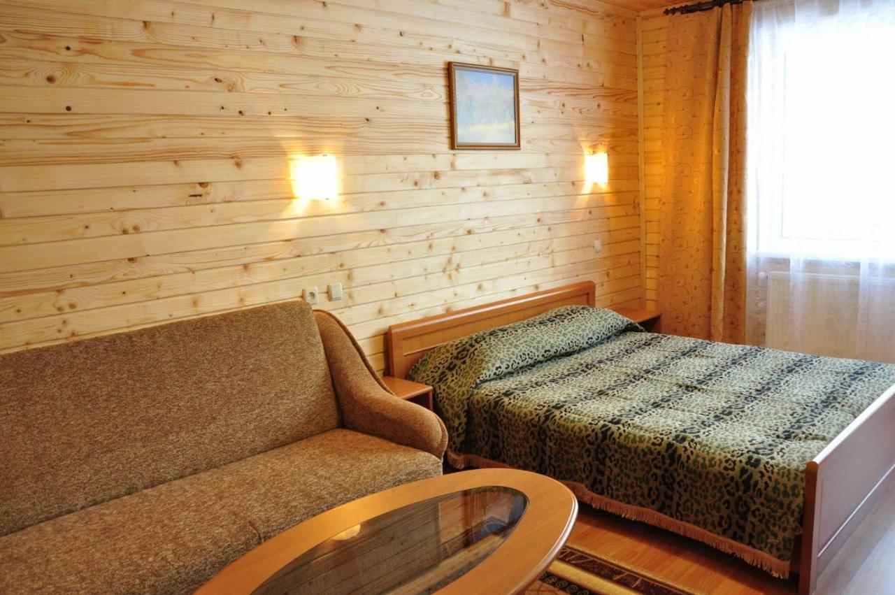 Karpatski Zori Hotel บูโคเวล ห้อง รูปภาพ
